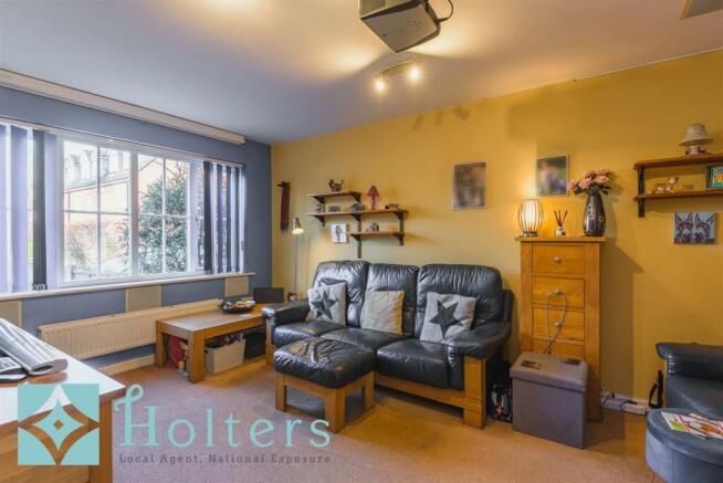 66 Dahn Drive, Ludlow-17.jpg