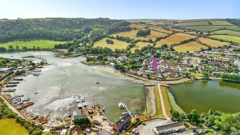 Little Point Crescent, Millbrook, Cornwall, PL10