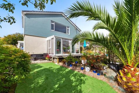 St Johns Road, Millbrook, PL10