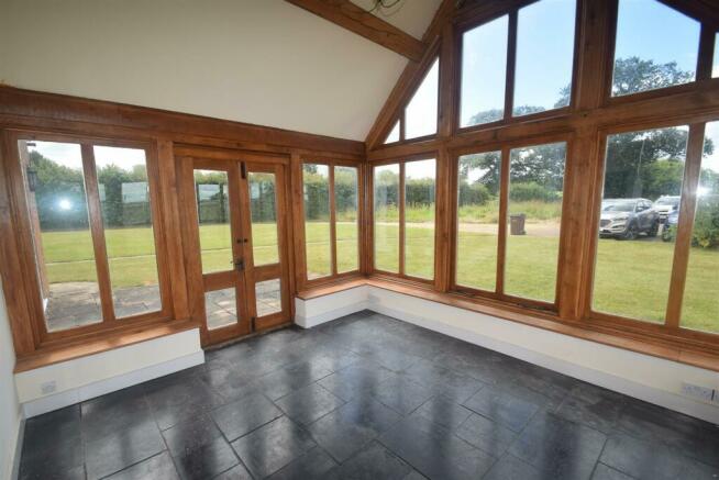 Oak Framed Room.JPG