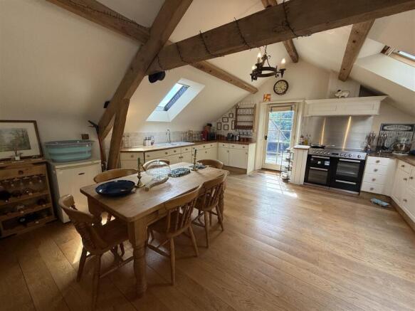 Dining room/Kitchen