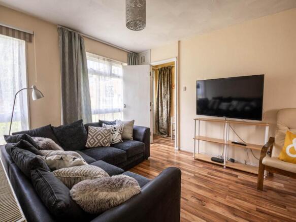 14somnerclose_studen