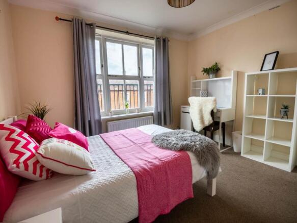 68_Station_Road_West