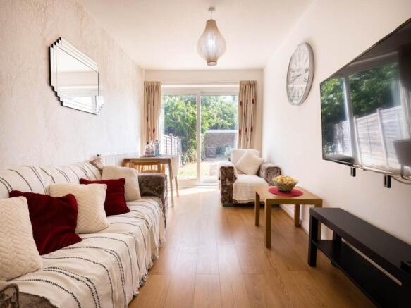 27_Ulcombe_Gardens_C