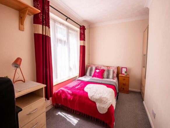 16Queensavenue_stude