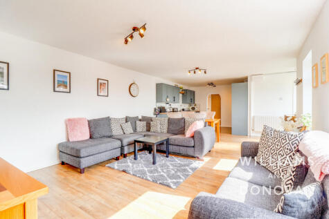 High Street, Hadleigh