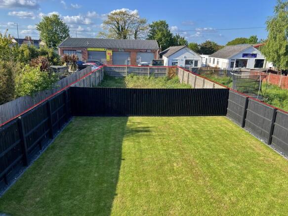 WHOLE REAR GARDEN...