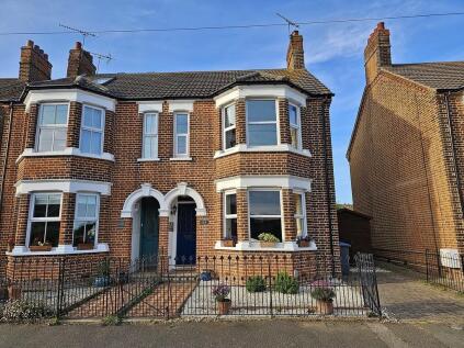 High Road, Trimley St. Mary