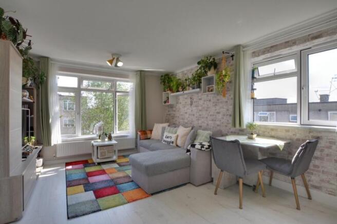 Lounge/Diner