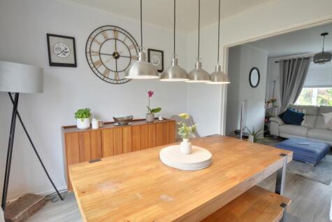 Tilgate Way, Tilgate, RH10