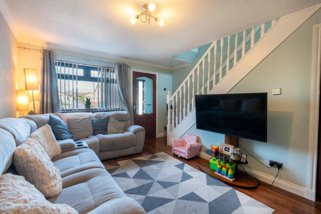 27 Carron View, M...