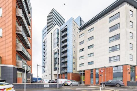 Castlebank Drive, Glasgow, Glasgow City, G11