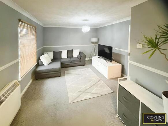 Lounge - Library Photo