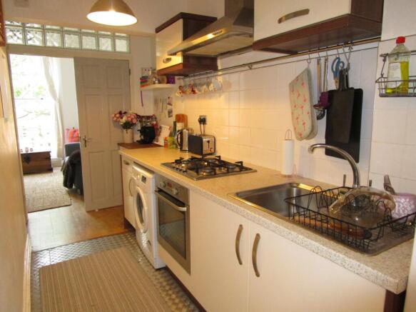Kitchen (2)