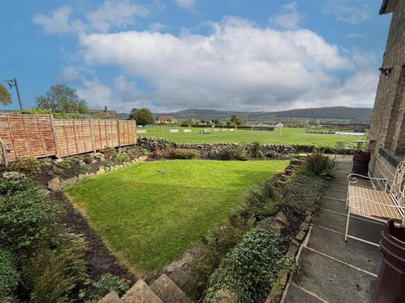 3 bed semi, Steeton