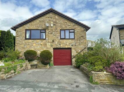 Keighley - 3 bedroom detached bungalow for sale