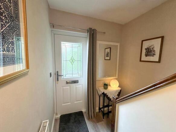 3 bed semi-detached property, Utley