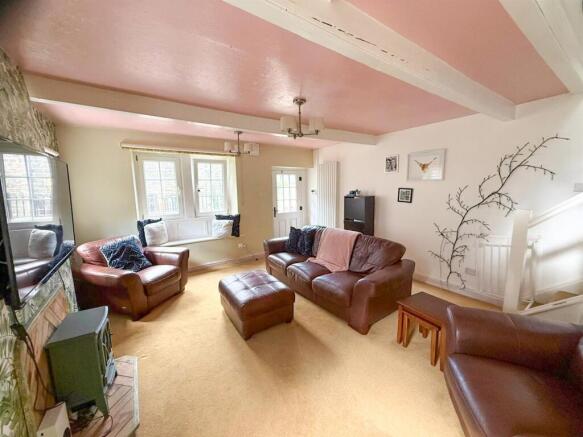 2 bed cottage, Silsden