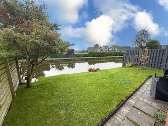 3 bed townhouse, Silsden 27