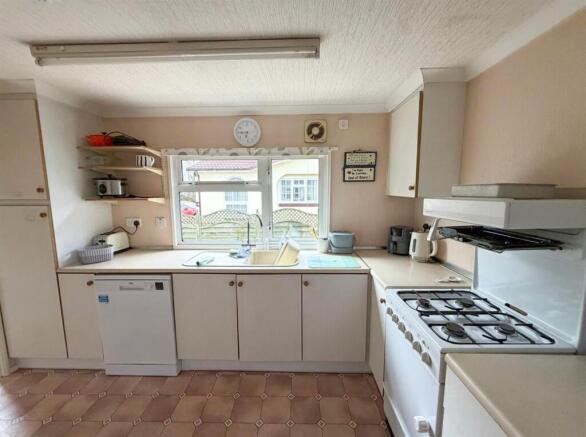 2 bed park home. Silsden