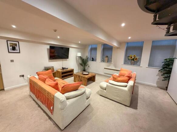 3 bed apartment, Silsden