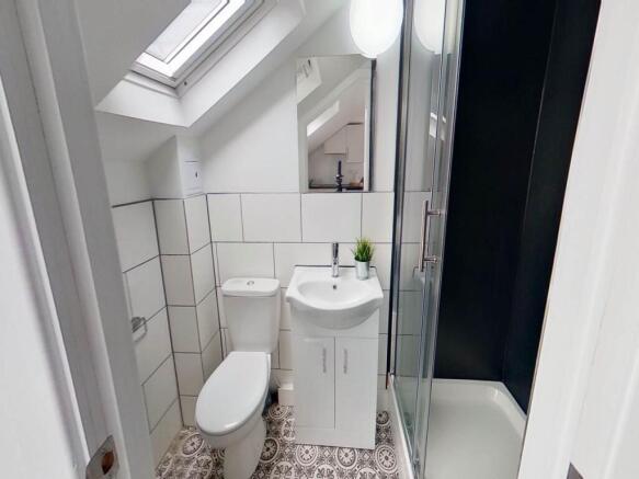 R7 - ensuite