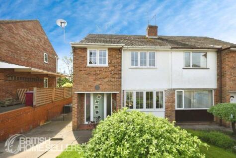 Parkland Drive, Wingerworth, Chesterfield, Derbyshire, S42