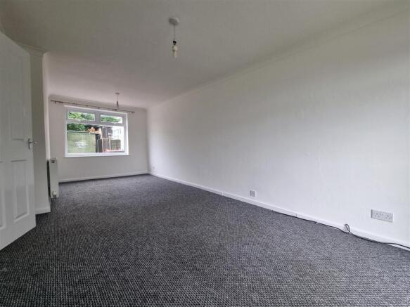 Open Plan Lounge and Dining Area