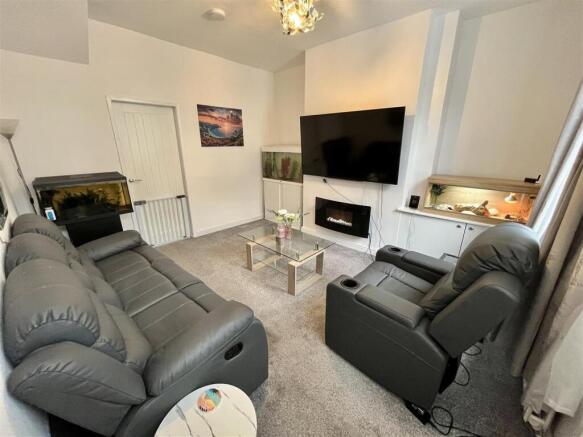 Lounge: