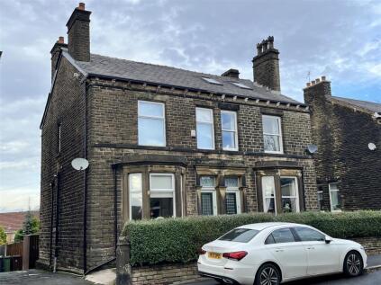 Huddersfield Road, Stalybridge