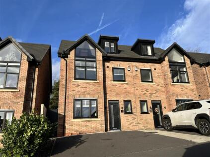 Kgn Sean Dawson Way, Stalybridge