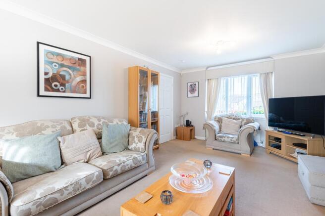 LIVINGROOM