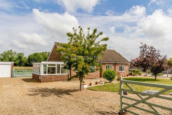 4 bedroom detached bungalow for sale in The Street, Marham, PE33