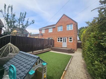 Windsor View, New Rossington, Doncaster, South Yorkshire, DN11