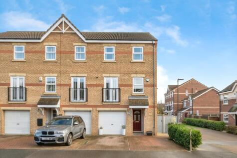 Wakelam Drive, Armthorpe, Doncaster, South Yorkshire, DN3