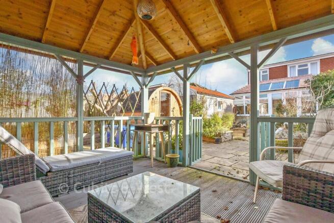 External Lifestyle Photograph