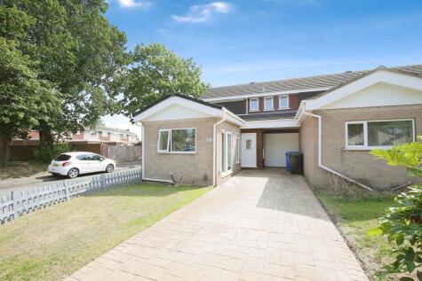 Bloomfield Way, Coton Green