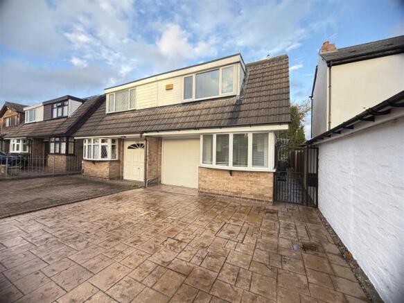 12 green street -1.jpg