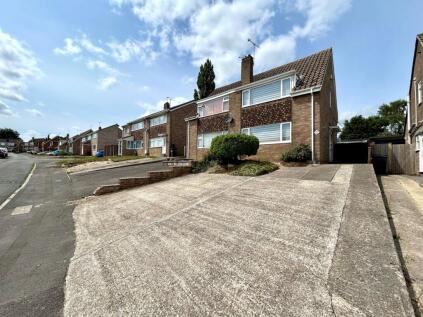 St Marys Crescent, Yeovil, BA21