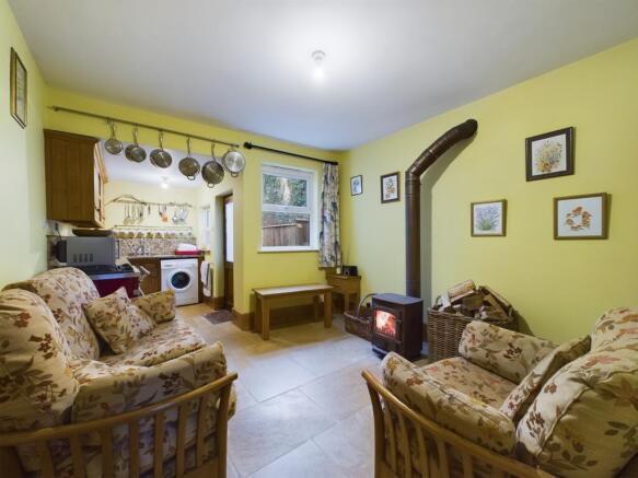 Living/Kitchen Area