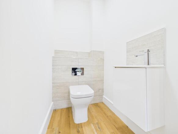 Cloakroom/WC