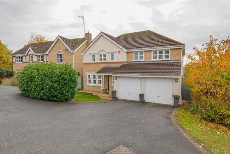 Buckingham Court, Barton Seagrave, Kettering, Northamptonshire, NN15