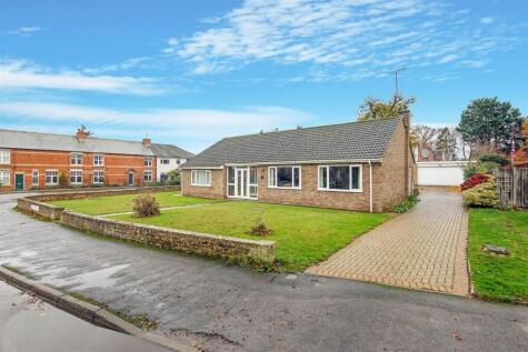 Parklands Close, Loddington, NN14