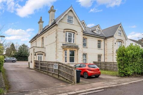 Nightingale House, Princes Road, Earlswood RH1 6JQ