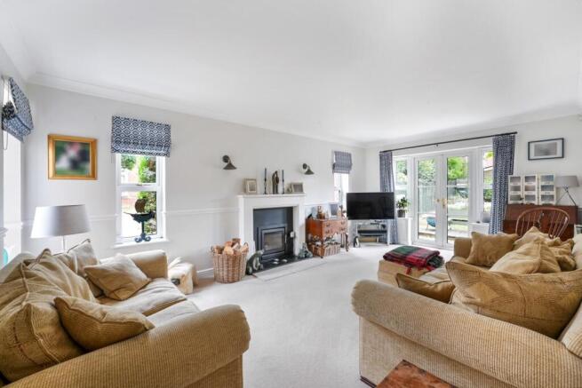 LADY FORSDYKE WAY, 9- (1).jpg