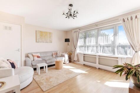 Merland Rise, Tadworth