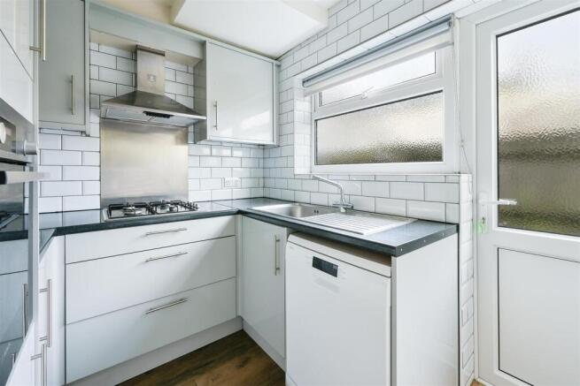 WILLIS CLOSE, 23- (3).jpg