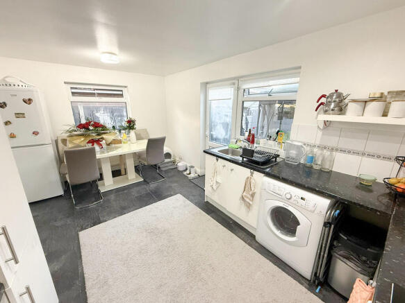 IMG_380158_3_orig...