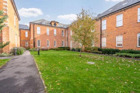Two Bedroom Apartment - Longley Road, Chichester
