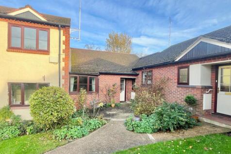 Avon Road, Farnham, Surrey, GU9